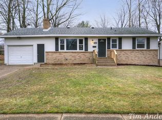 1546 43rd St SW, Wyoming, MI 49509