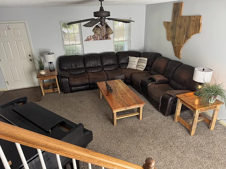 303 Berkeley Dr — Photo 7