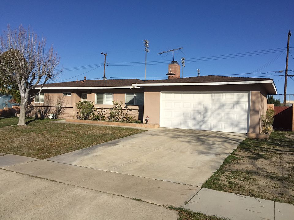 1st image of 406 S Bella Vista St