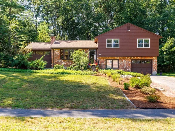 22 Hillview Rd, North Reading, MA 01864