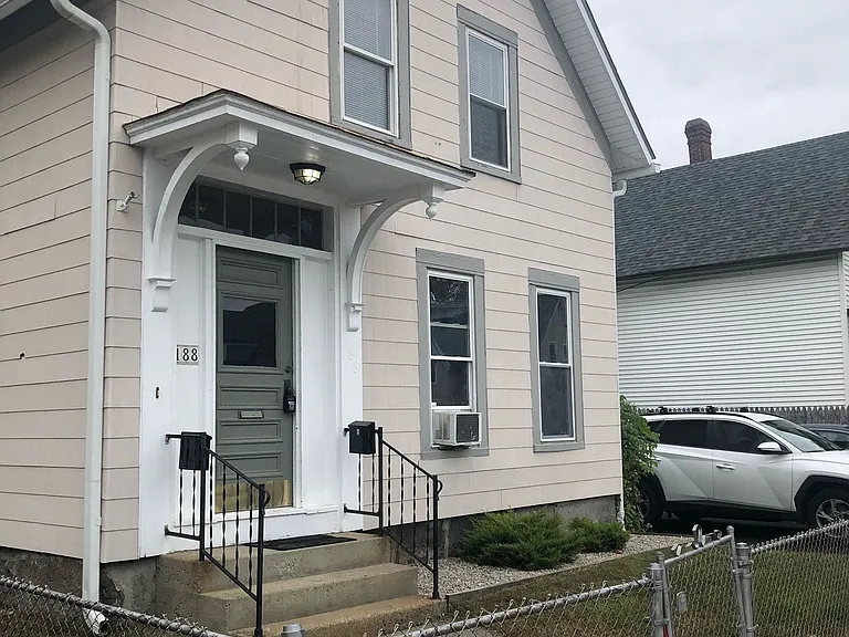 188 Laurel St #1 — Photo 25