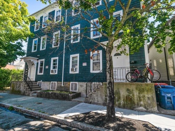 8 Acushnet Ave #1