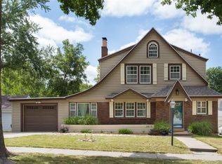 6818 Main St, Kansas City, MO 64113