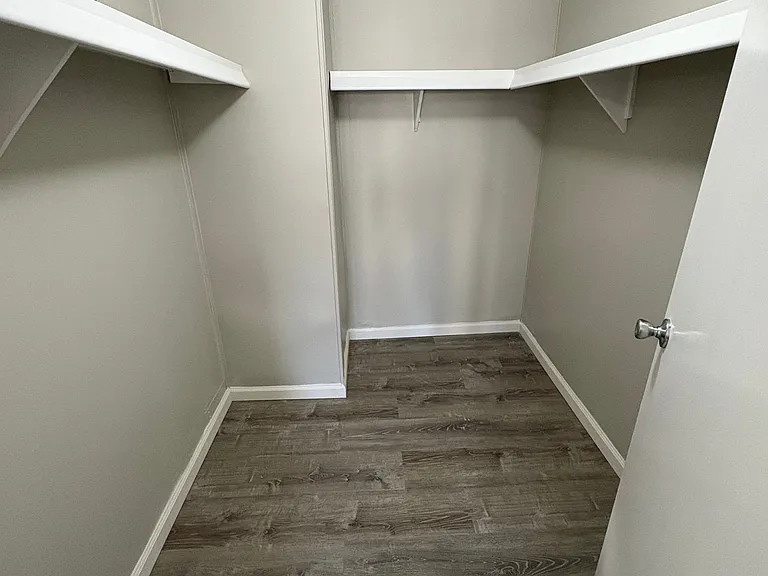 108TB- Master bedroom walking closet