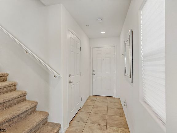 5th image of 8661 Senna Ave