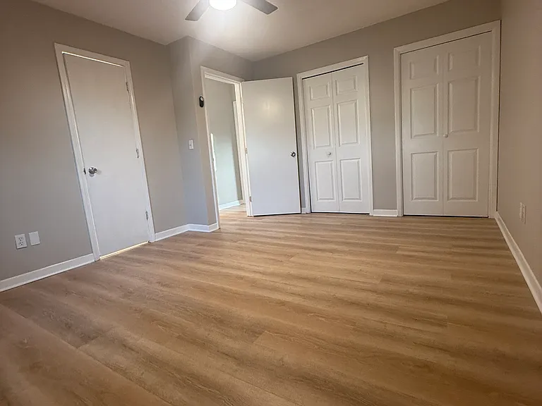 1522 Kraft Ave — Photo 6