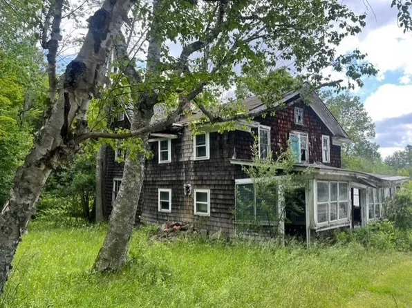 477 Mohawk Trl, Drury, MA 01343