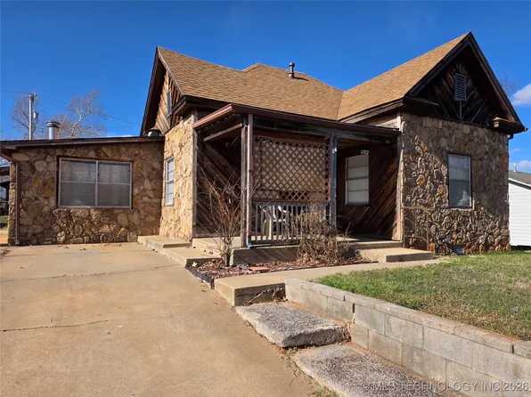 1102 N Park Ave, Shawnee, OK 74801