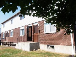 193 National Ave APT 4, Waterbury, CT 06705
