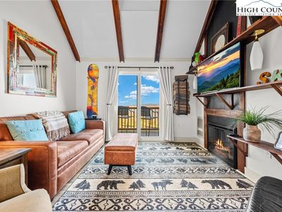 111 Sugar Ski Drive #11-103, Banner Elk, NC, 28604