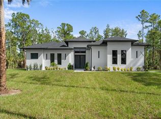 4009 8th Ave NE, Naples, FL 34120