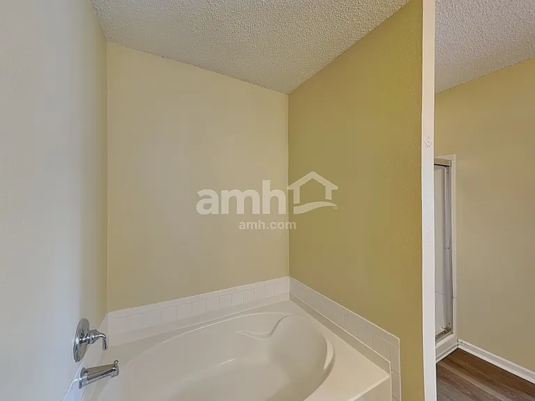10398 Mohawk Trl — Photo 15