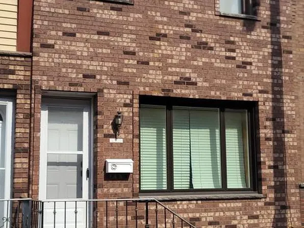 2417 S Clarion St, Philadelphia, PA 19148