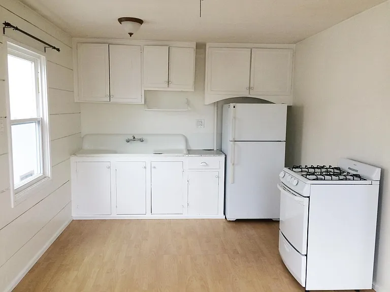 Kitchen and dining space