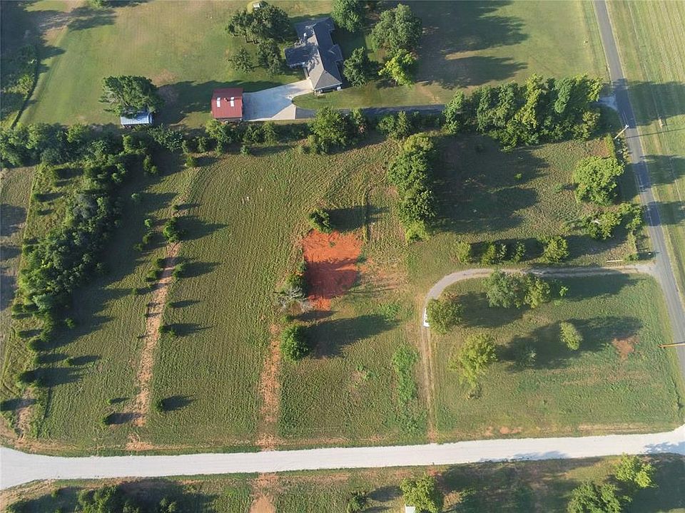 2nd image of 29650 Coyle Dr #6