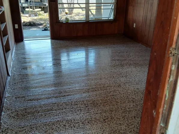 111 Riverview Dr S #B, Nokomis, FL 34275