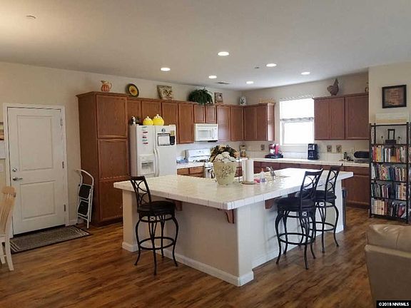 4th image of 579 N Sand Crane Cir