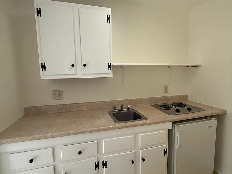 745 Main St #C7 — Photo 2