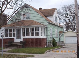 1212 Kosciuszko Ave, Bay City, MI 48708