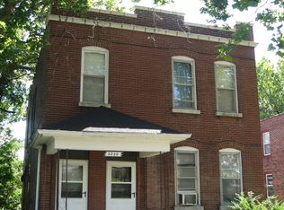 2220 Blendon Pl, Saint Louis, MO 63143