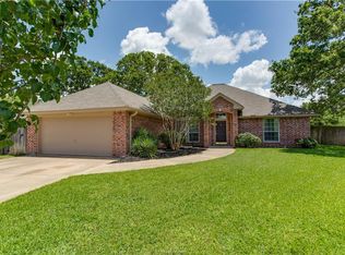 2007 Elvenking Ct, Bryan, TX 77807