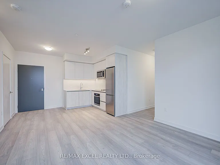 5858 Yonge St #1011 — Photo 22