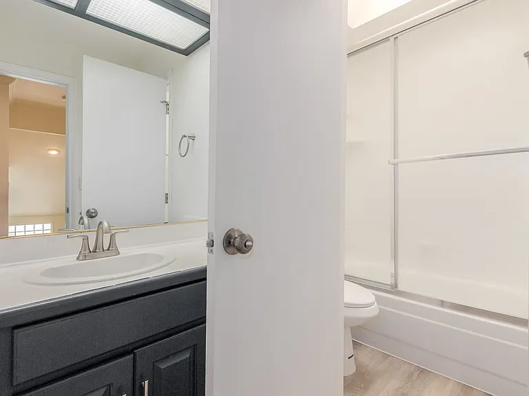 861 Vegas Valley Dr — Photo 33