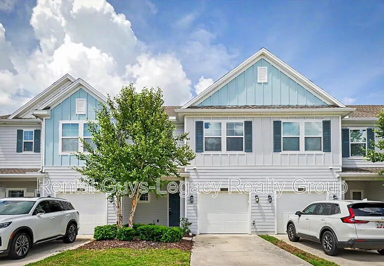 10323 Alder Creek Ln — Photo 2