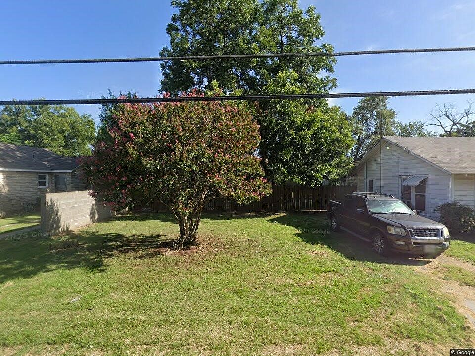 1st image of 2709 McLemore Ave