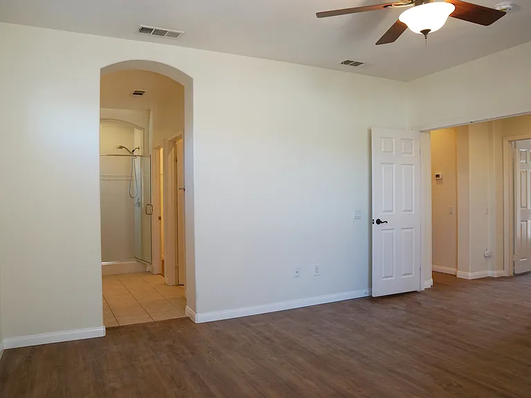 1816 Pintura Cir W — Photo 20