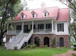 1662 Back Creek Rd, Charleston, SC 29412