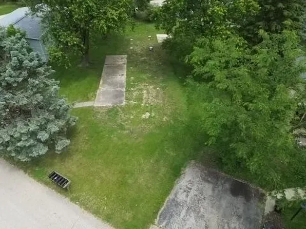 1489 PARK STREET, Burlington, WI 53105