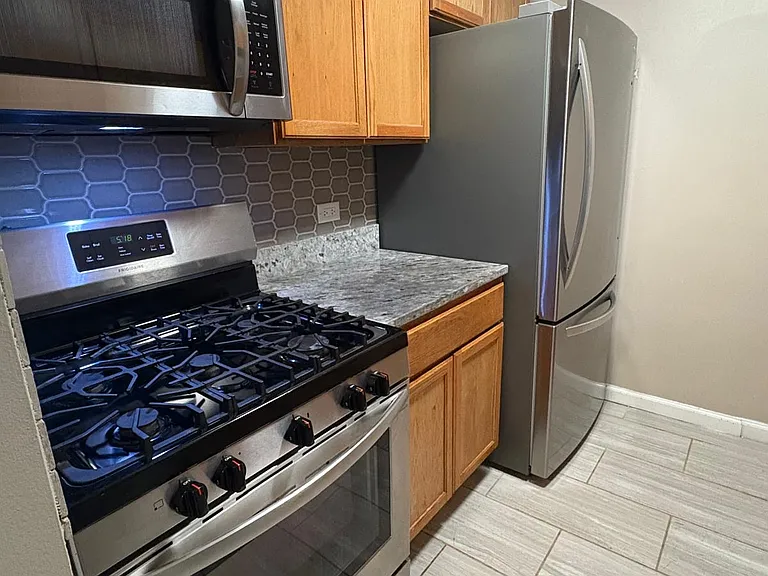 281 Shorewood Dr #21GA — Photo 4