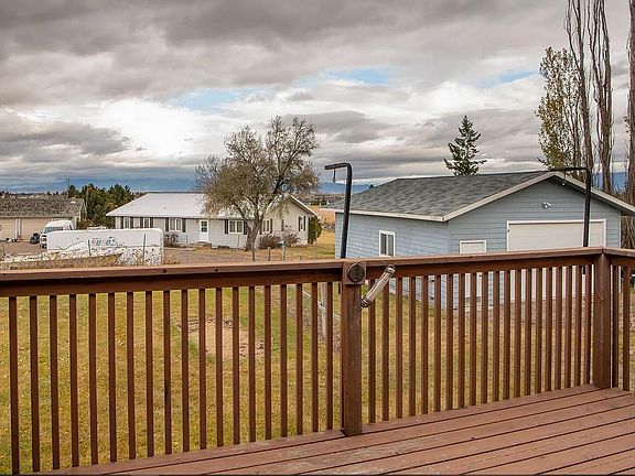5th image of 455 Meadow Hills Dr