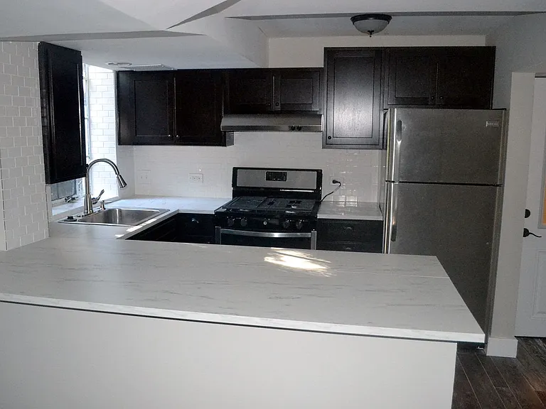 3906 E 2nd Ave — Photo 11