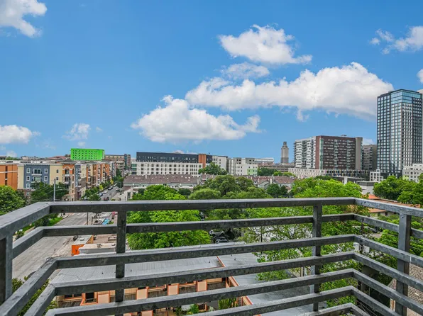 711 W 26th St APT 702, Austin, TX 78705