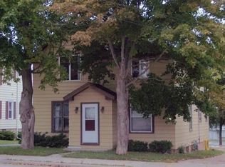 105 N Wisconsin Dr, Howards Grove, WI 53083