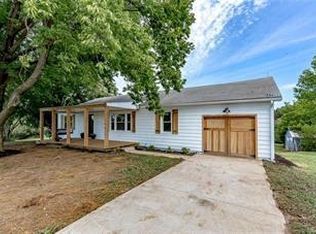 19010 Beach Ln, Lawson, MO 64062