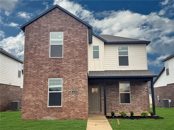 351 S Neon Ave, Fayetteville, AR 72704