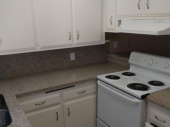 4th image of 14322 Augusta Dr