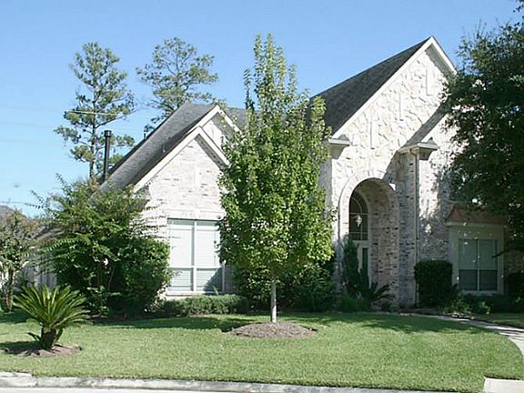 2nd image of 70 Arbor Bend Dr