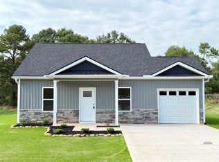 261 Woodgate Rd, Cowpens, SC 29330