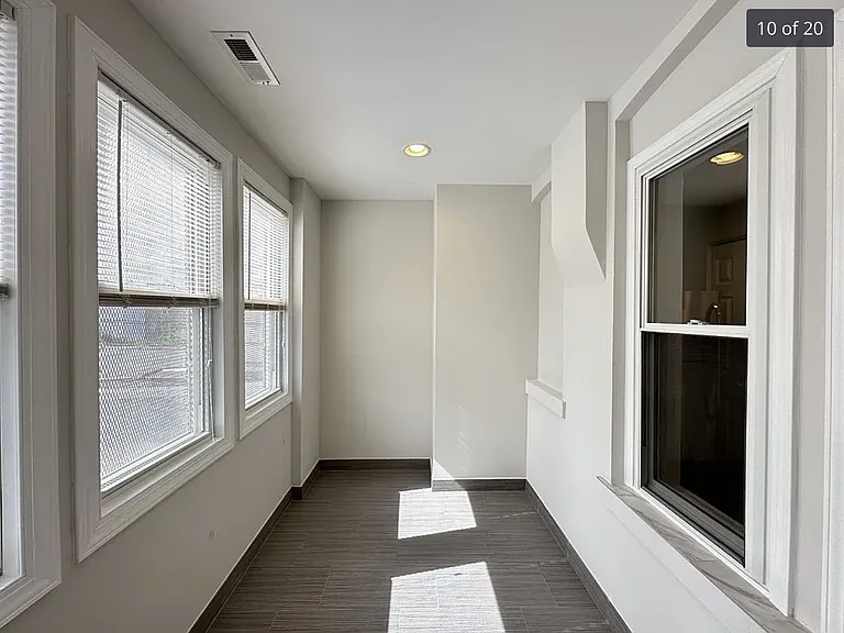 3045 N Milwaukee Ave #2R — Photo 7