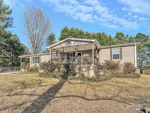 2nd image of 708 Mountain Meadow Dr