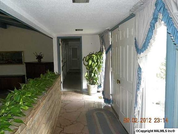 2nd image of 4202 Desoto Pkwy NE