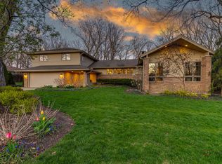 79 Elmwood Ln, Lincolnshire, IL 60069