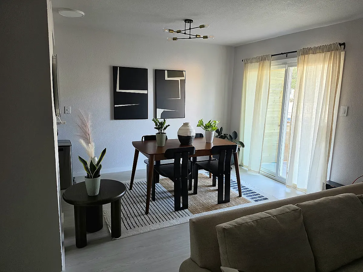 2 bed, 1050 sqft, $2,000 — Photo 4