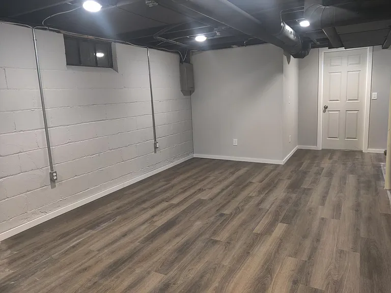 1720 Evansdale Ave — Photo 8