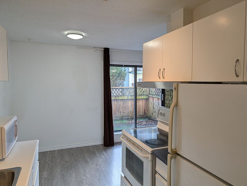 Richmond Apartment for rent - 3 Bedrooms — photo 6