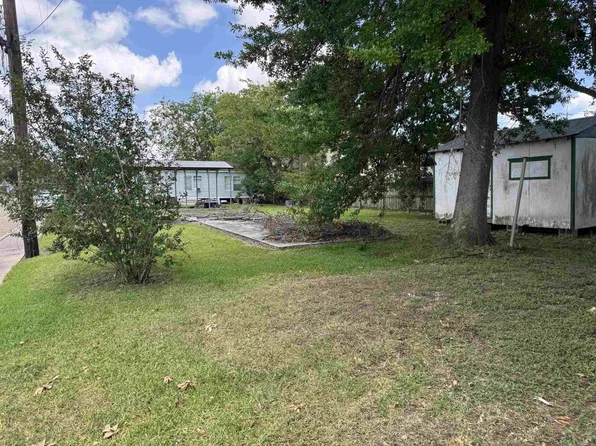 332 Aucoin St, Morgan City, LA 70380
